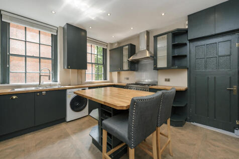 Princes Gate Court, SW7 photo 4