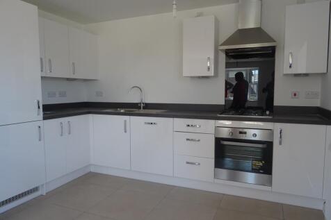 King Alfred Way, Great Denham, MK40 photo 3