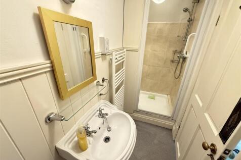 En-suite shower room