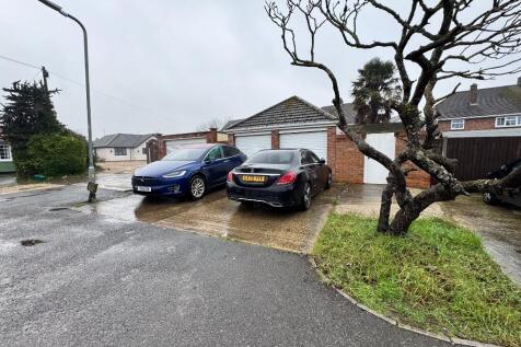 GARAGE/PARKING