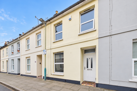 3 Bedroom House in GL51 9ES