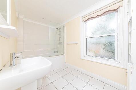 21 Sandhurst Road (20).jpg