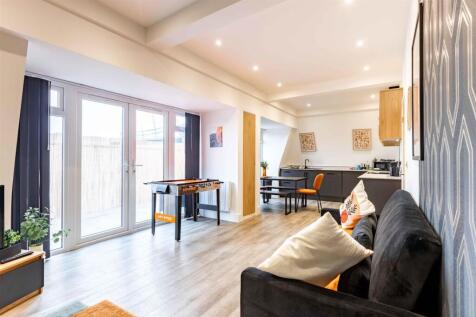 The Penthouse-14.jpg