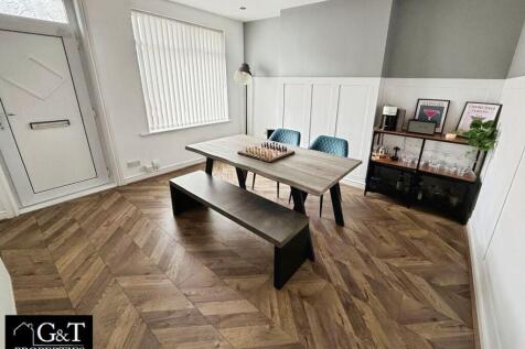 FIRST RECEPTION ROOM