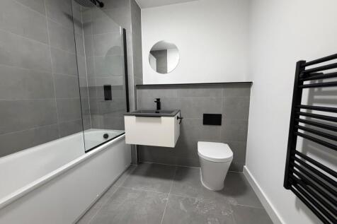 003 Bathroom