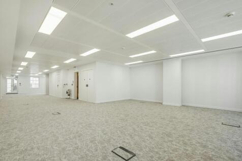 51988e14a930b74b0014305b3b3018e0-doverstreet32officespace18.jpg