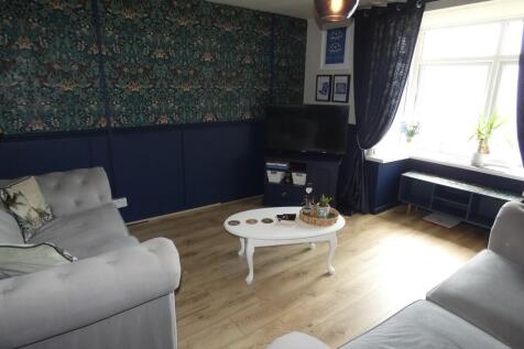 Front Lounge