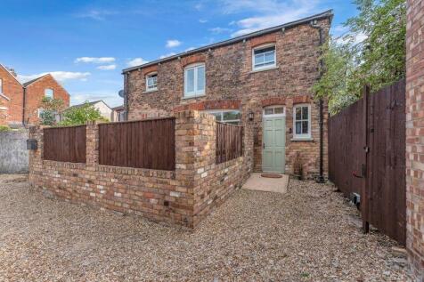 Grimsby, DN32 - property photo
