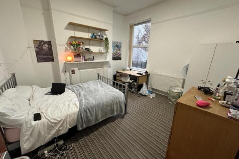 Conyngham Road, Victoria Park, £148pppw photo 4