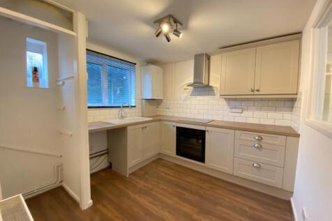 41, Dickens Avenue, Corsham photo 3