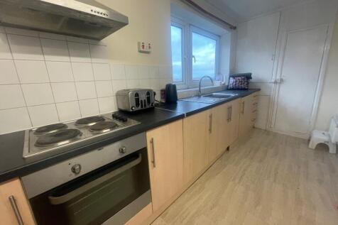 Hobs Road, Lichfield, WS13 photo 4