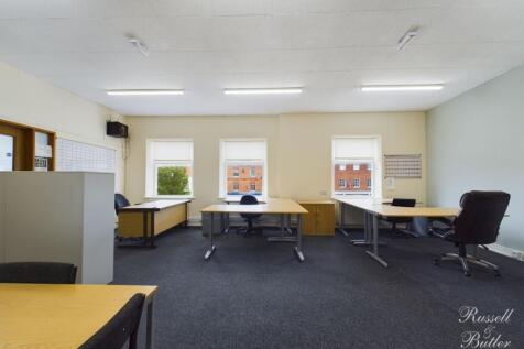 CAM02127G0-PR0007-STILL005