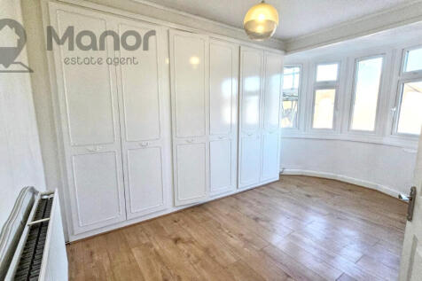 WhatsApp Image 2025-12-15 at 17.40.16