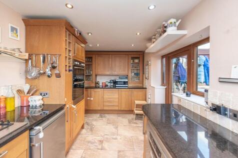 KITCHEN, DINER, SITTING ROOM AND LIVING ROOM