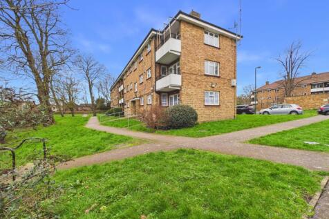 London, SE2 - property photo
