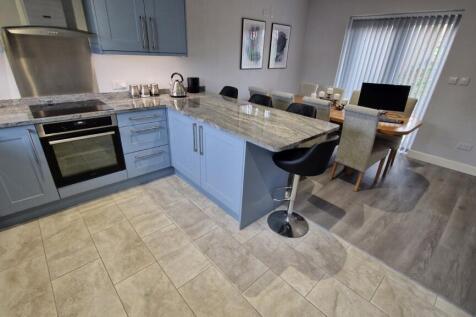 Rutland Avenue, Rugeley, Staffordshire, WS15 photo 4
