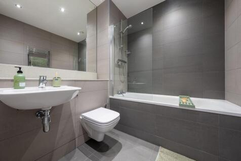 Broadside, 5 Oldham Road, M4 photo 5