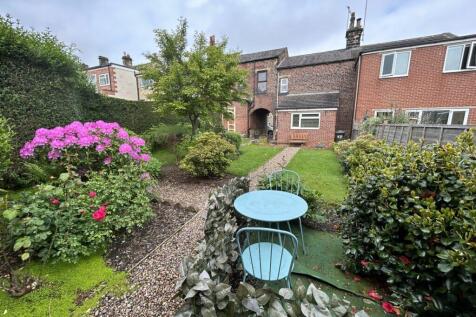 Mirfield, WF14 - property photo