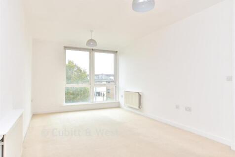 Lounge/ Kitchen