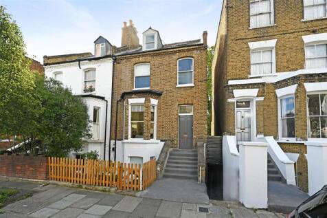 Brackenbury Gardens - Exterior