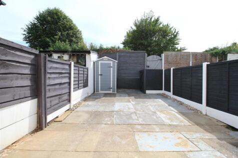 Rear yard..jpg