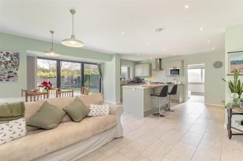 Living Dining Kitchen - H.jpg