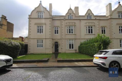 Flat 7, 7 Spencer Parade