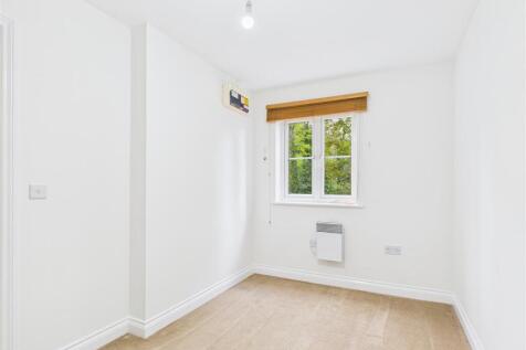 Flat 8 Grove Mill Court, Grove Road, Hitchin photo 4