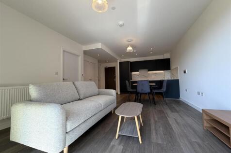 Living rm pic 7.jpeg