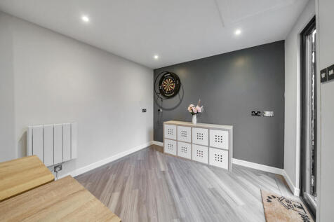 1380880-20-691731...