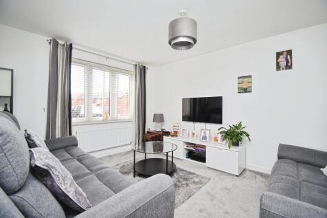 Living Room (2)