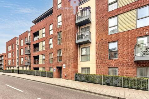 2 Bedroom Flat for Sale