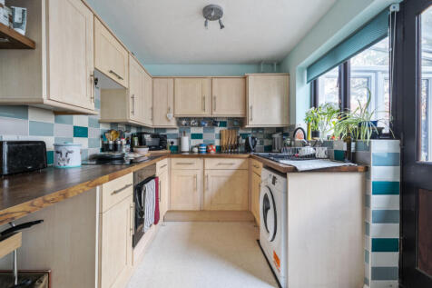 1383668-17-691f37...