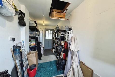 Store/Workshop.