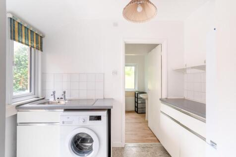 6 Victoria Road-7.jpg