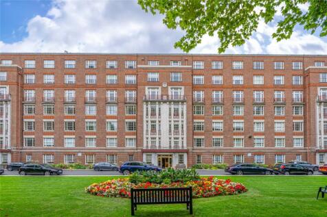 London, NW8 - property photo
