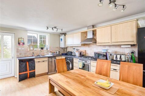 Dining/ Kitchen