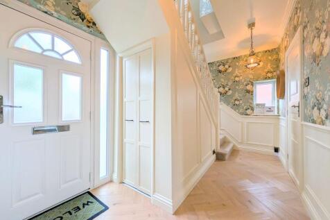 Golf Open 2026 - Lynton Road, Hillside - Sleeps Six - Well Located Semi  photo 3