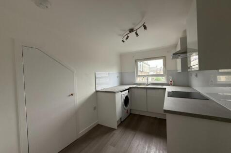 Carnegie Drive, Dunfermline, KY12 photo 5