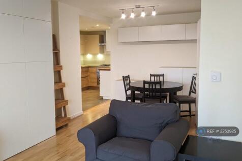 Living/ Dining Room/Open Plan Kitchen 