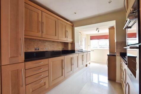Canbury Close, Amesbury photo 3