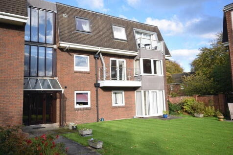FRONTAGE COMMUNAL...