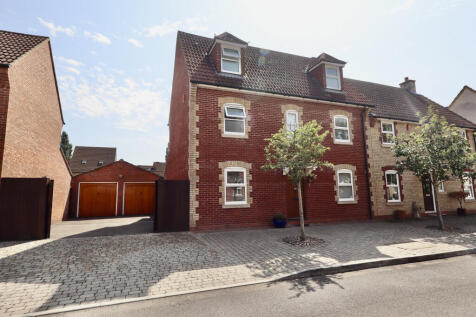 Front (double garage to the left)