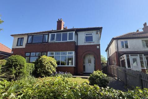 Three bedroom, semi-detached house