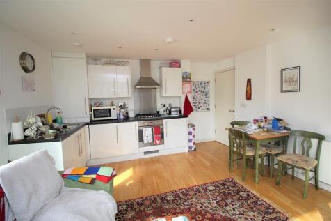 Kitchen lounge