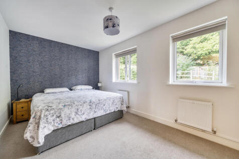 1340810-9-68a6068...