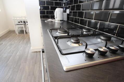 3 Bedroom House in M6 5LF
