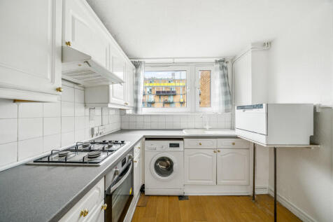 8, 237 North End ...