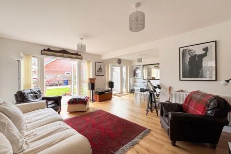 Augustus Avenue, Fordingbridge photo 4