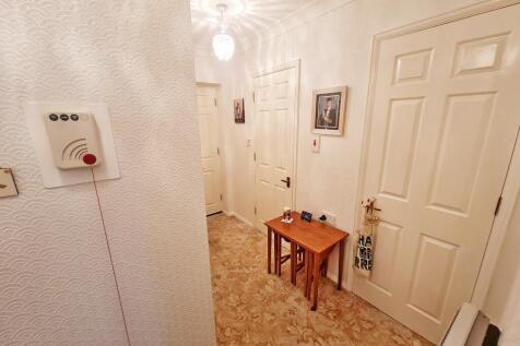 Hallway &amp; 2 Closets